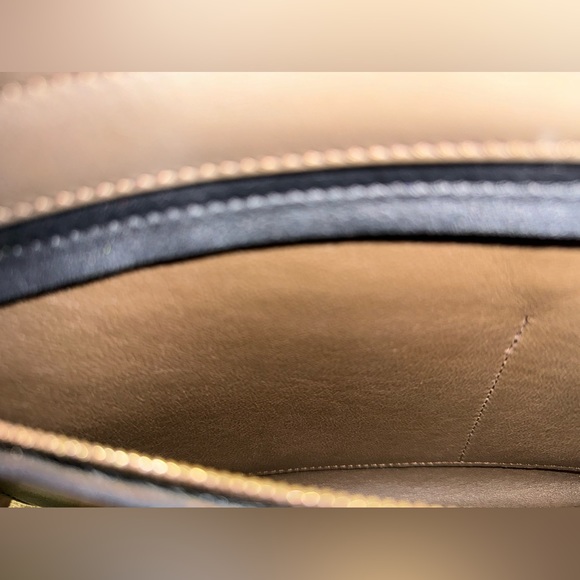 Celine Trapeze Shoulder Bag - Picture 9 of 11